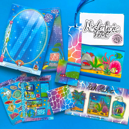 Coffret Cadeau Papeterie Nostalgic Fish – 15 pièces | Stickers Holographiques, Bloc-notes, Frutiger Aero | ihoomiArt