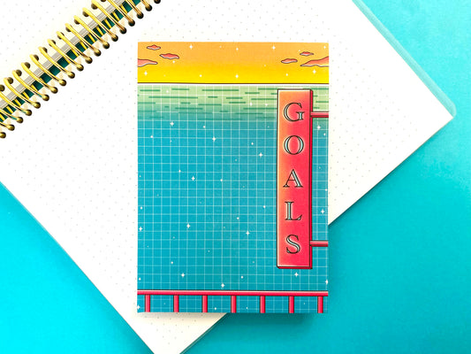 Bloc-notes A6 Hot Summer - Objectifs et fond vue sur l'océan | Vaporwave et ambiance été